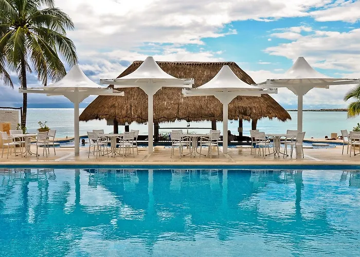 & Club Hotel 5*