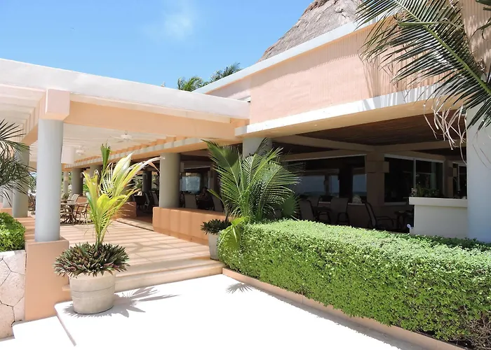 Hotel & Club 5*
