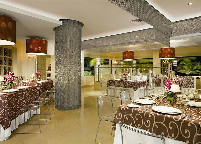 & Club Puerto Aventuras