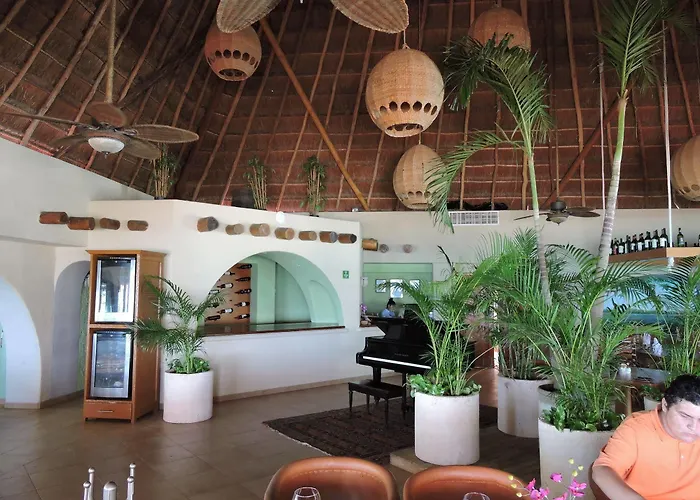 Hotel & Club 5*