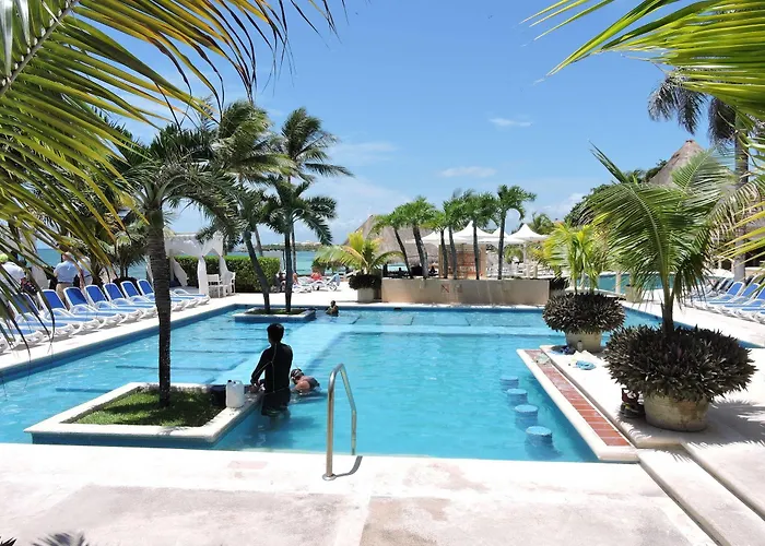 Hotel & Club Puerto Aventuras