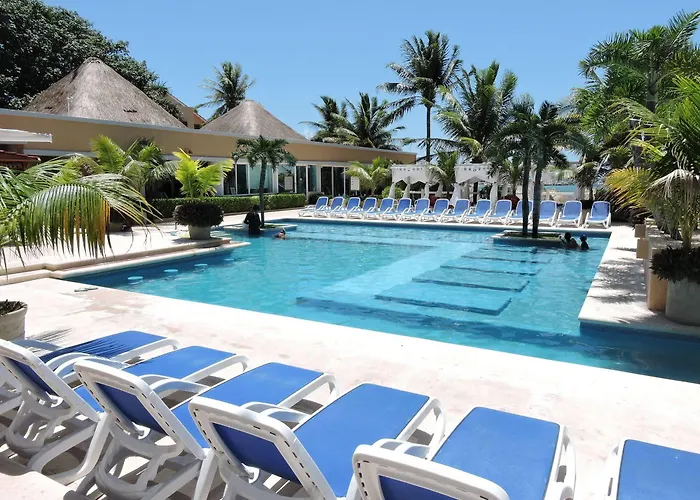 Hotel & Club